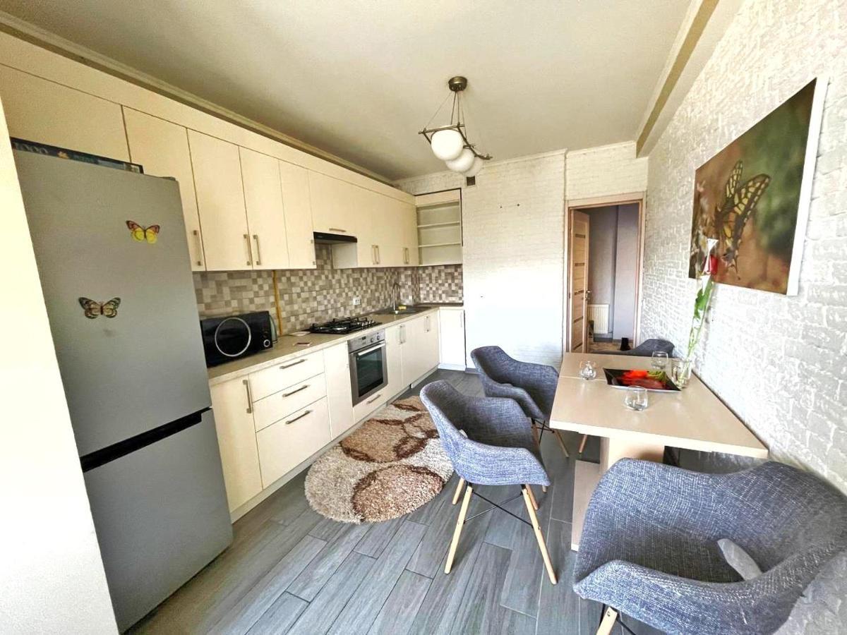 Luxury Central Flat キシナウ エクステリア 写真